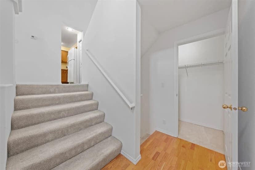 Property photo for 16703 Graystone Drive, Lynnwood photo 5