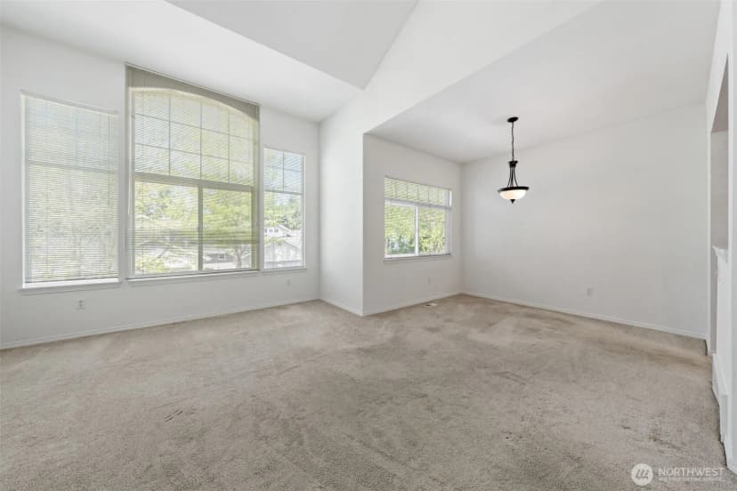 Property photo for 16703 Graystone Drive, Lynnwood photo 9