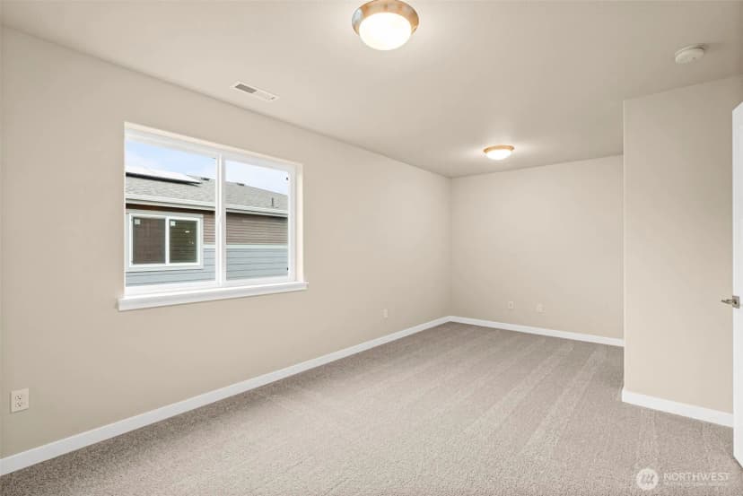 Property photo for 9641 7th Avenue Se, Lacey photo 24