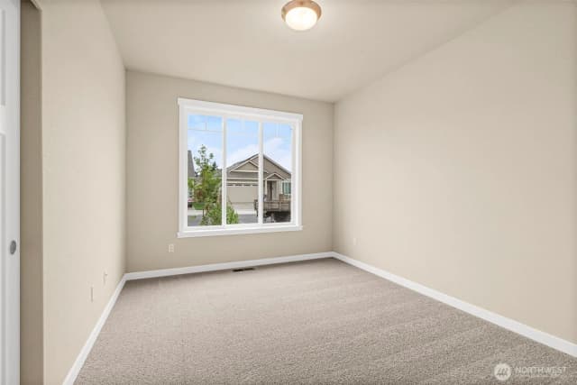 Property photo for 9641 7th Avenue Se, Lacey photo 3