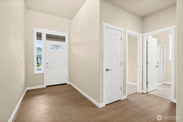 Property photo for 9641 7th Avenue Se, Lacey photo 2