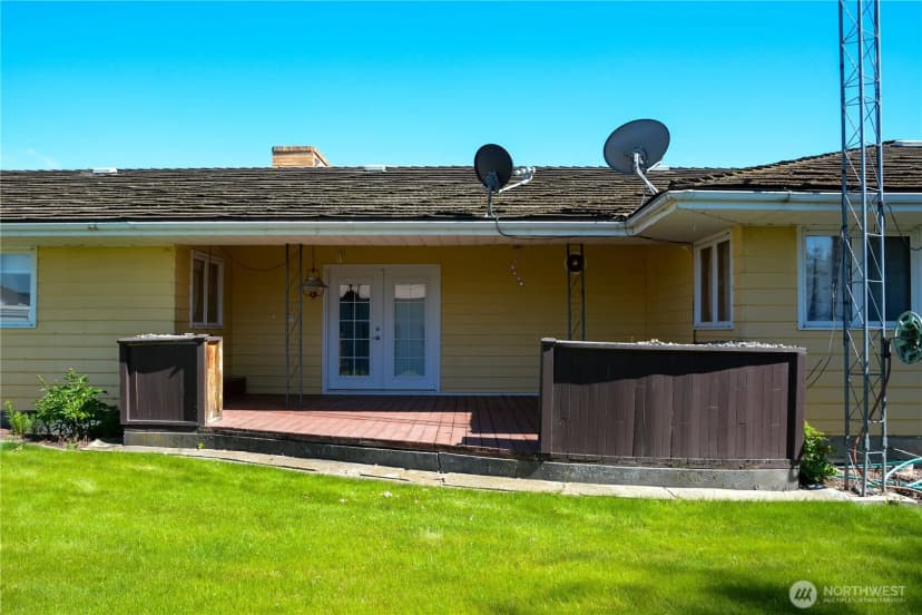 Property photo for 408 W 8th Avenue, Ritzville photo 25