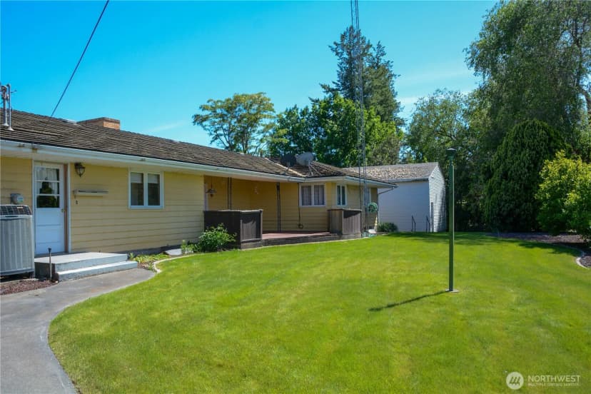 Property photo for 408 W 8th Avenue, Ritzville photo 23