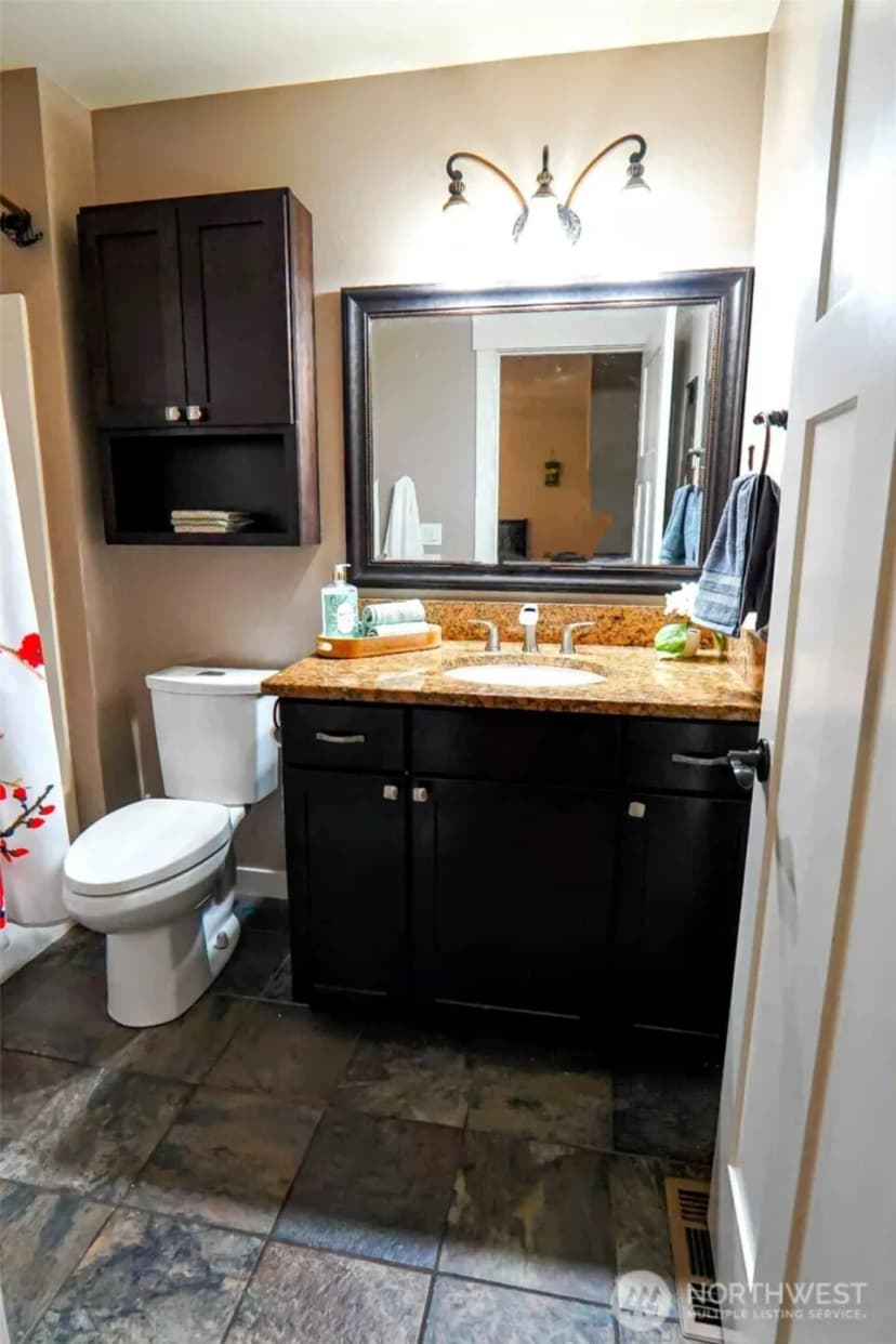 Property photo for 13704 Daybreak Place Nw, Silverdale photo 21