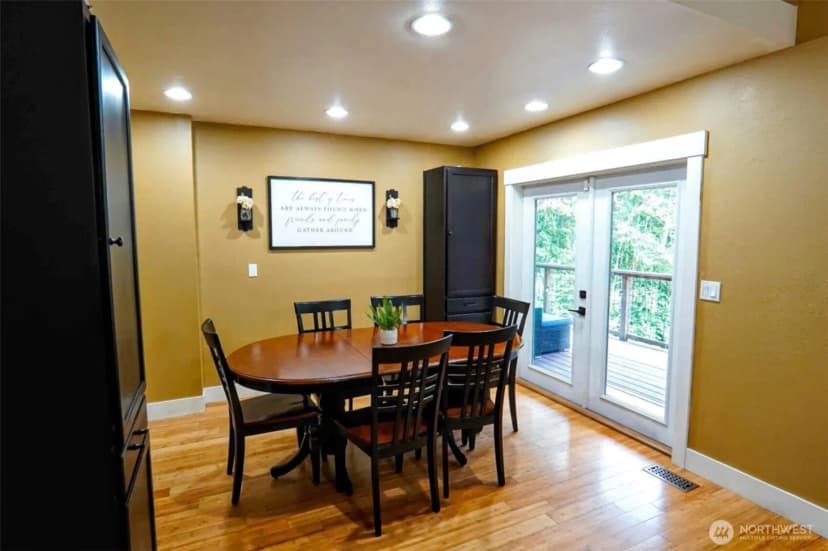Property photo for 13704 Daybreak Place Nw, Silverdale photo 12