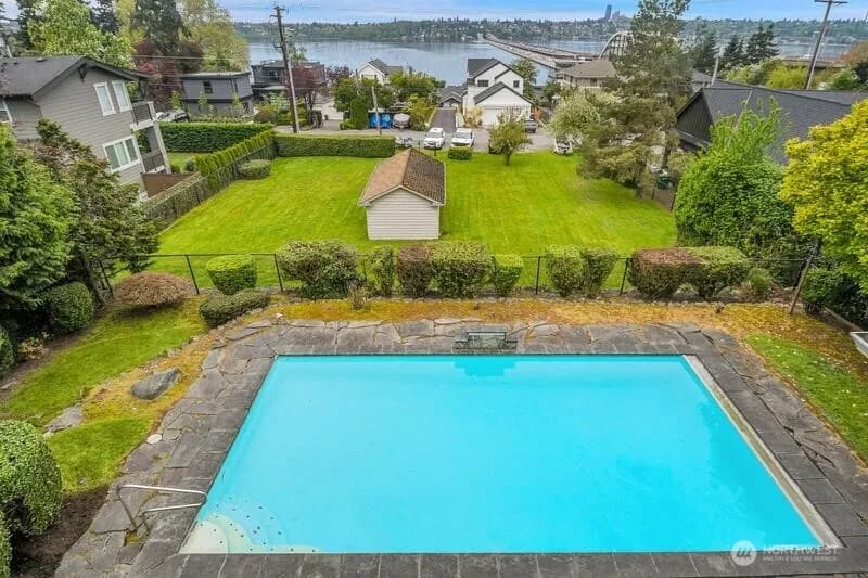 Property photo for 2423 61st Avenue Se, Mercer Island photo 36