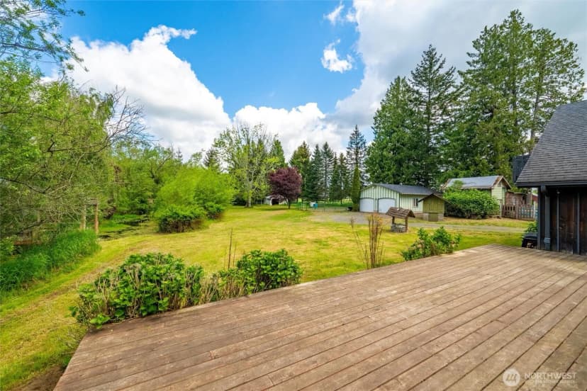 Property photo for 1814 Newkirk Road, Ferndale photo 23