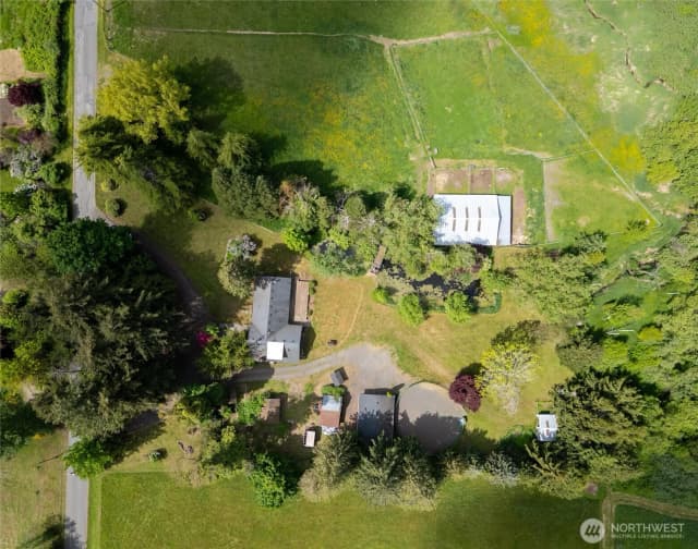 Property photo for 1814 Newkirk Road, Ferndale photo 2