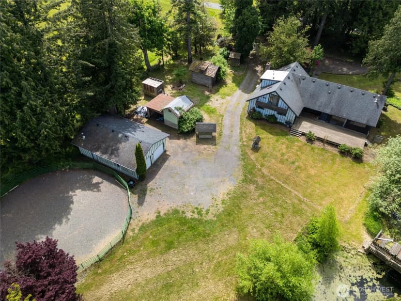Property photo for 1814 Newkirk Road, Ferndale photo 35