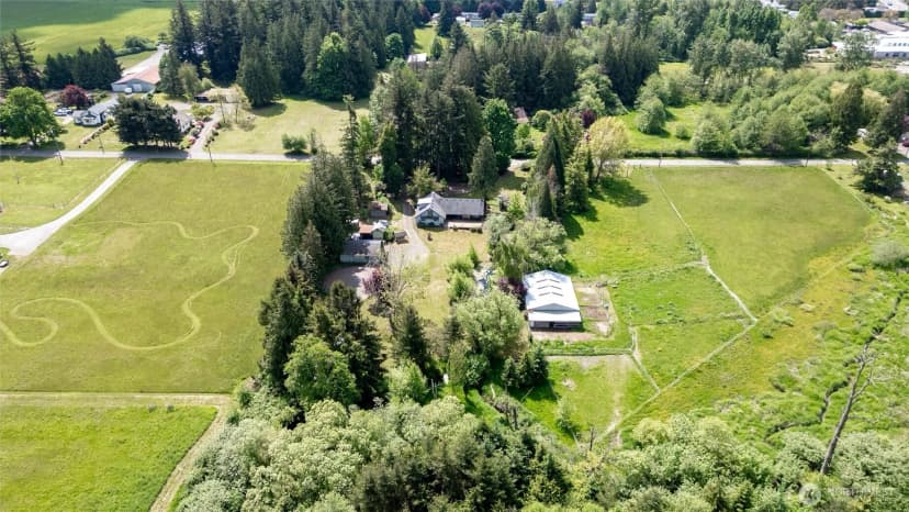 Property photo for 1814 Newkirk Road, Ferndale photo 36