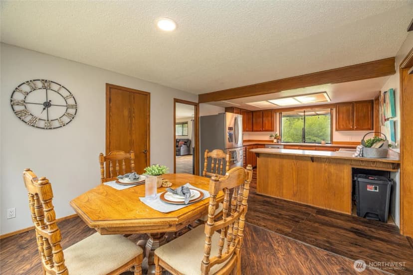 Property photo for 1814 Newkirk Road, Ferndale photo 8