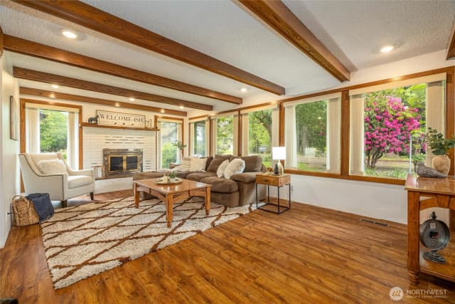 Property photo for 1814 Newkirk Road, Ferndale photo 4