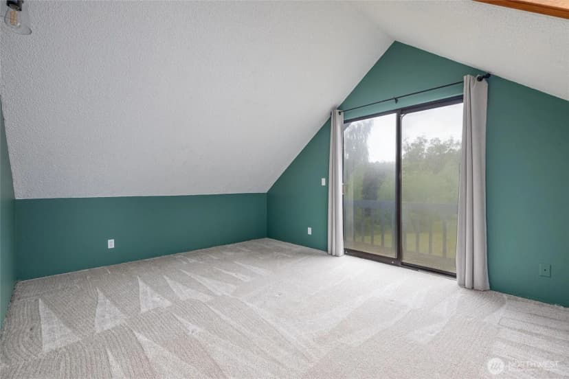 Property photo for 1814 Newkirk Road, Ferndale photo 19