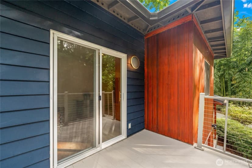 Property photo for 11130 Seola Beach Drive Sw, Seattle photo 23