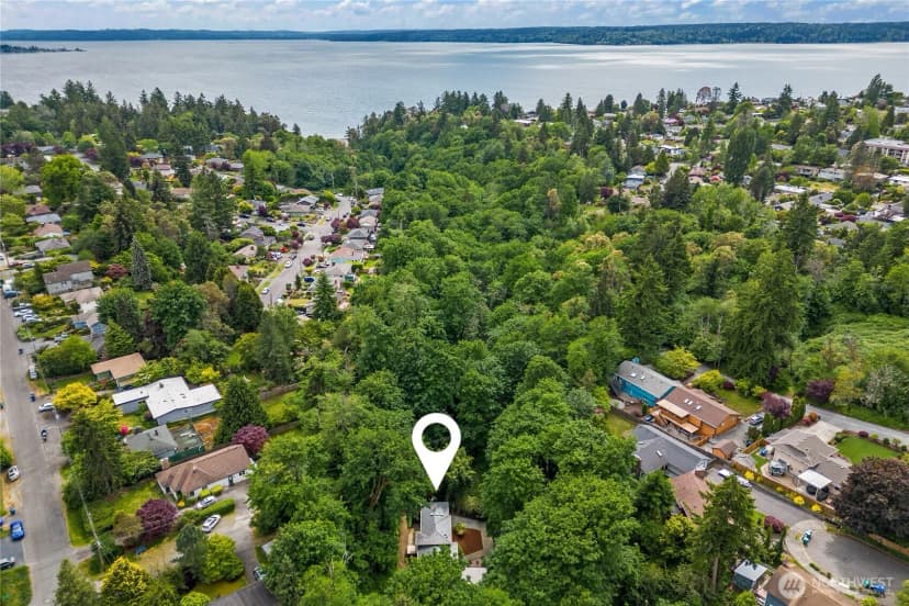 Property photo for 11130 Seola Beach Drive Sw, Seattle photo 39