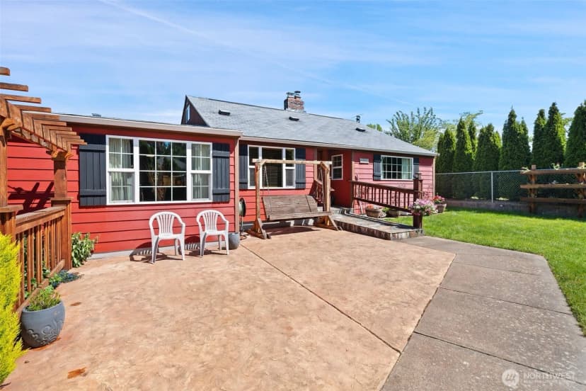 Property photo for 2526 19th Street, Bremerton photo 33