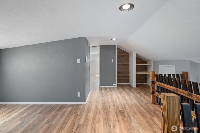 Property photo for 2526 19th Street, Bremerton photo 31