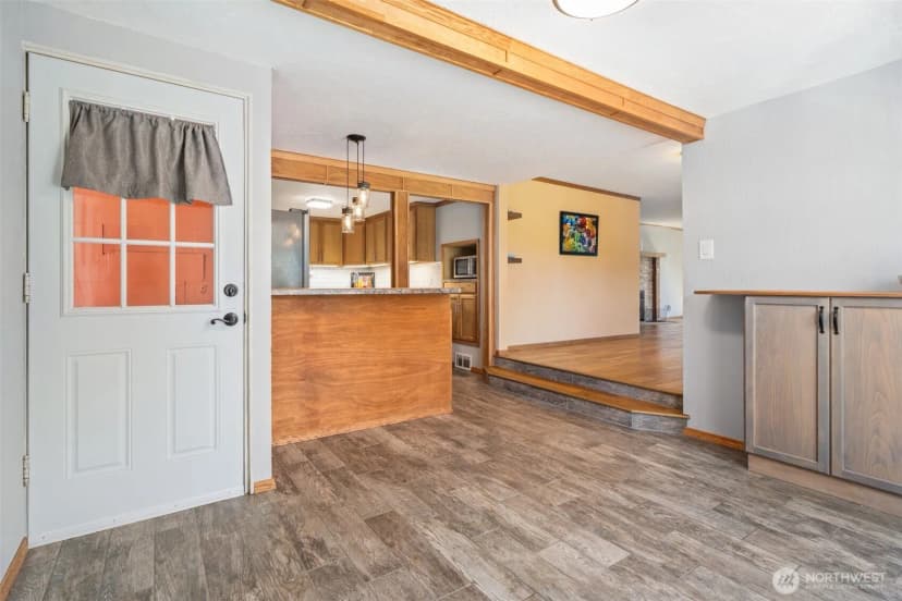 Property photo for 2526 19th Street, Bremerton photo 14
