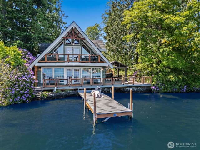 Property photo for 1234 Lake Sawyer Island, Black Diamond photo 2