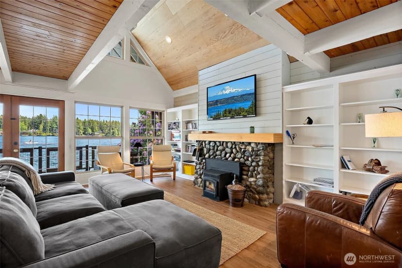 Property photo for 1234 Lake Sawyer Island, Black Diamond photo 12