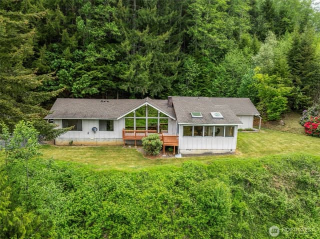 Property photo for 1086 W State Route 4, Cathlamet