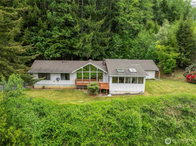 Property photo for 1086 W State Route 4, Cathlamet