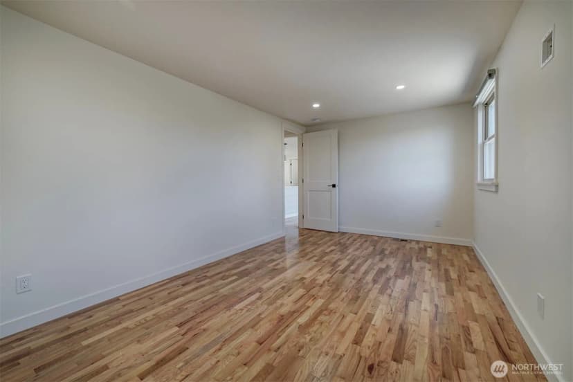 Property photo for 5731 Madrona Avenue Ne, Bremerton photo 31