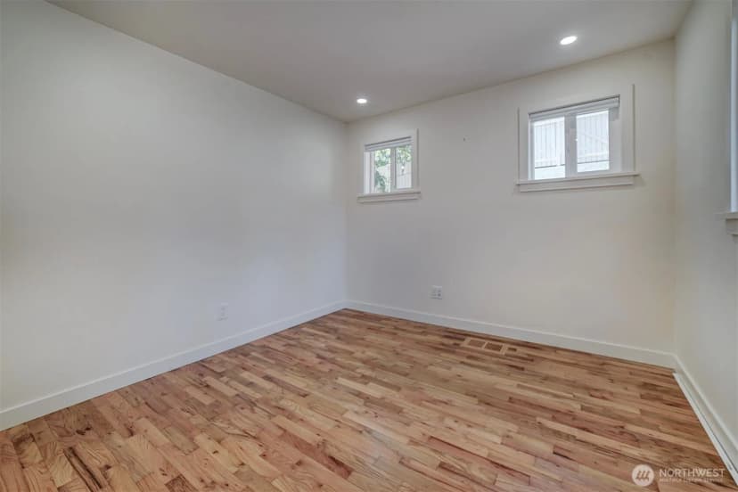 Property photo for 5731 Madrona Avenue Ne, Bremerton photo 32