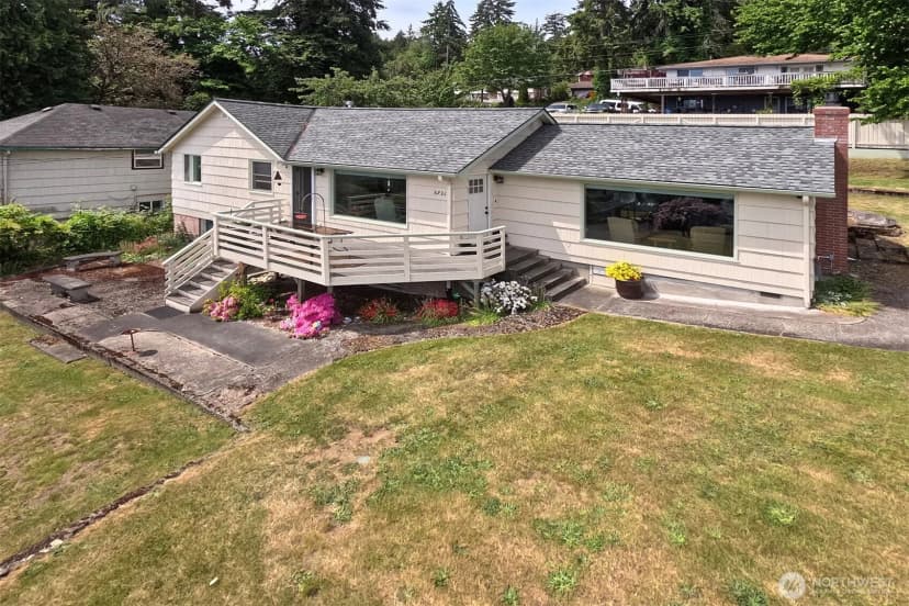 Property photo for 5731 Madrona Avenue Ne, Bremerton photo 10
