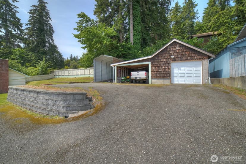 Property photo for 5731 Madrona Avenue Ne, Bremerton photo 11