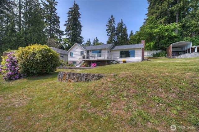 Property photo for 5731 Madrona Avenue Ne, Bremerton