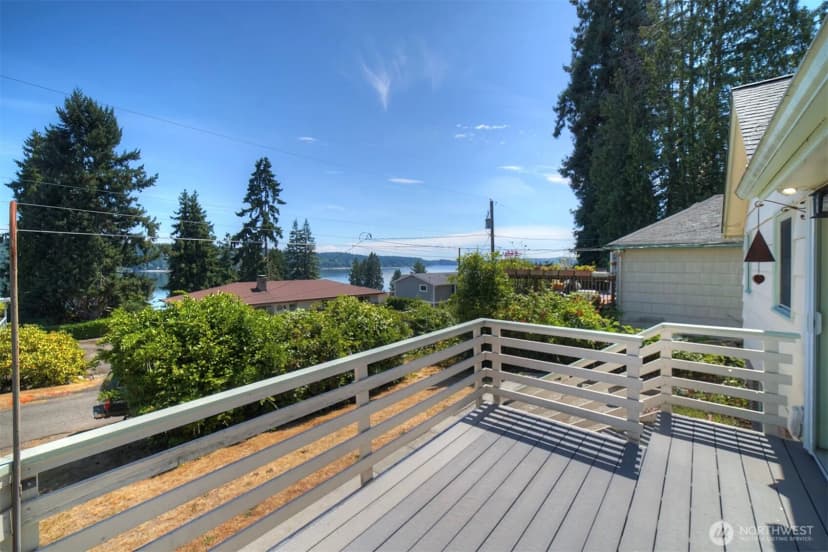 Property photo for 5731 Madrona Avenue Ne, Bremerton photo 18