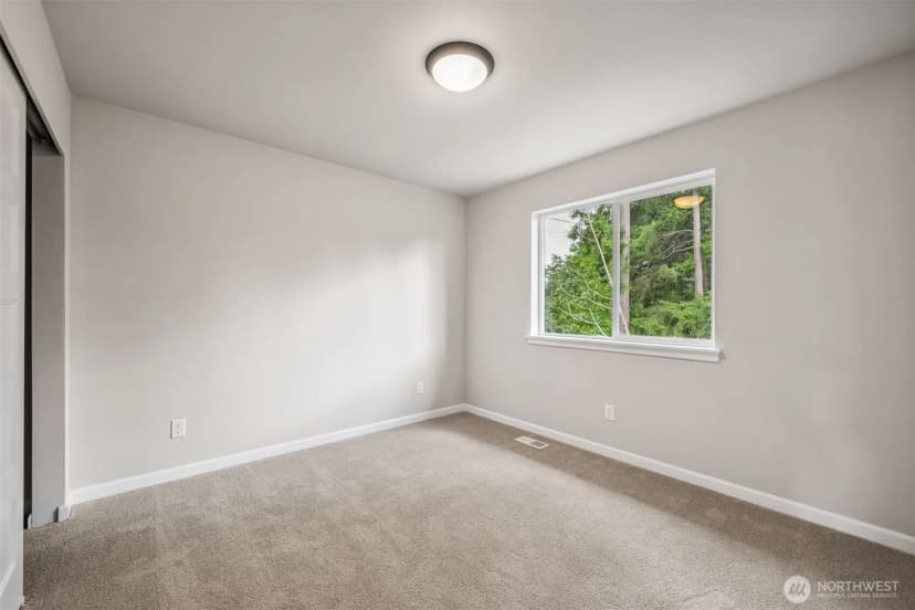 Property photo for 12054 126th Avenue Ct E #10, Puyallup photo 8