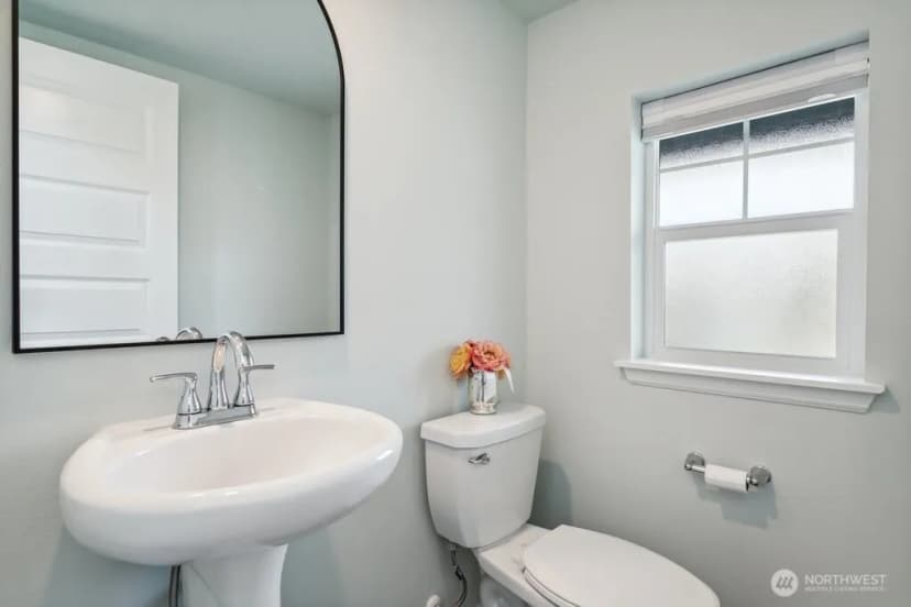 Property photo for 1134 Baker Heights Loop, Bremerton photo 16