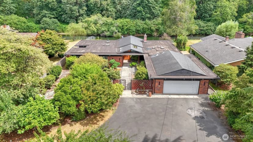 Property photo for 16 Riverview Drive Ne, Auburn