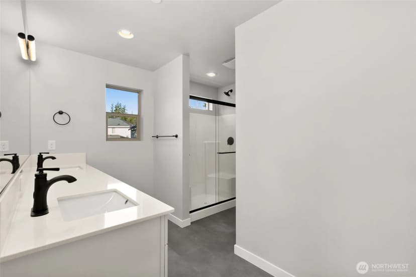 Property photo for 13318 Se 238th Place #4, Kent photo 24