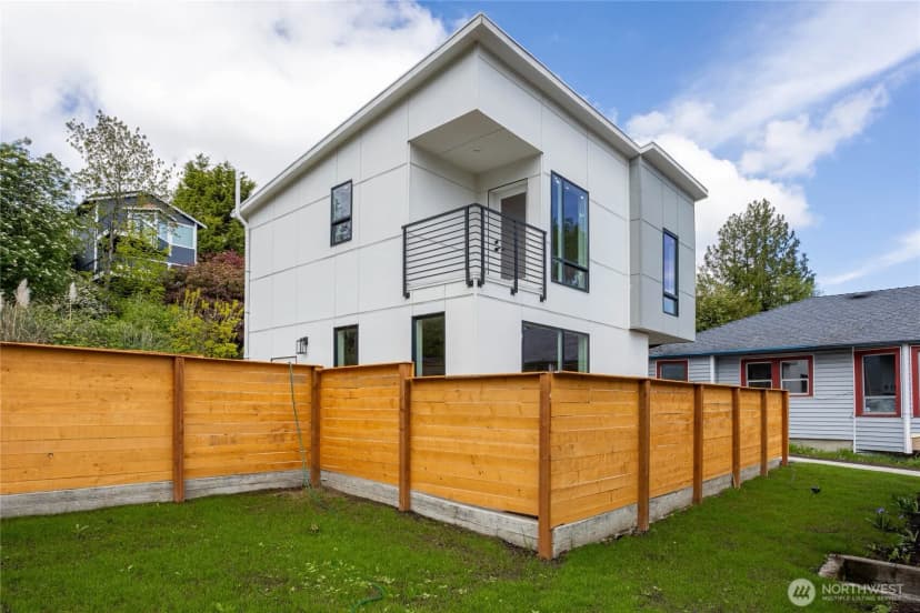 Property photo for 4421 B 49th Avenue S #b, Seattle