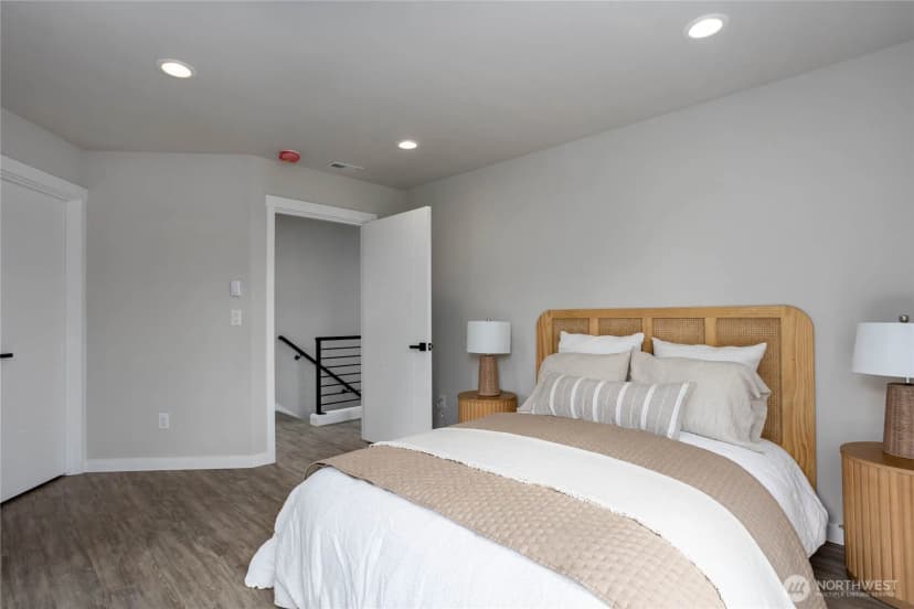 Property photo for 4421 B 49th Avenue S #b, Seattle photo 13