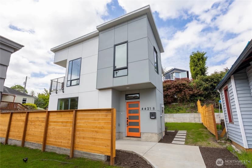 Property photo for 4421 B 49th Avenue S #b, Seattle photo 3