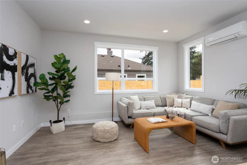 Property photo for 4421 B 49th Avenue S #b, Seattle photo 6