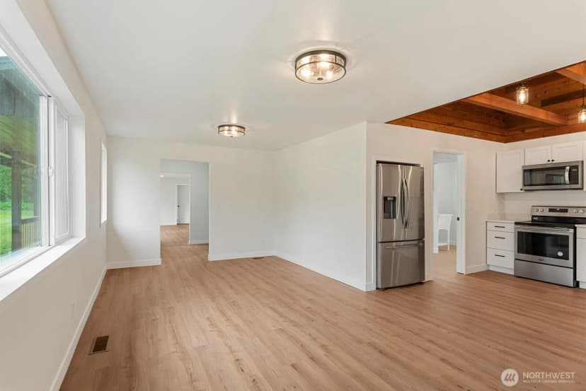 Property photo for 39966 Cape Horn Road, Birdsview photo 7