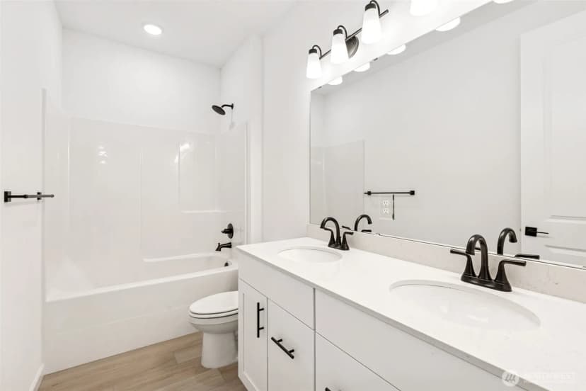 Property photo for 20523 97th Avenue Avenue E #25, Graham photo 23