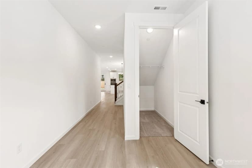 Property photo for 20523 97th Avenue Avenue E #25, Graham photo 2