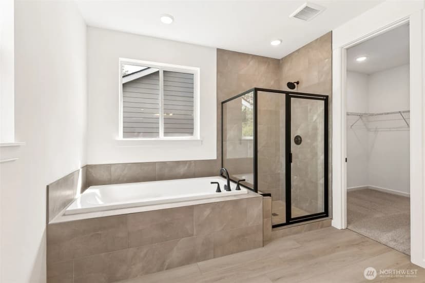 Property photo for 20523 97th Avenue Avenue E #25, Graham photo 32