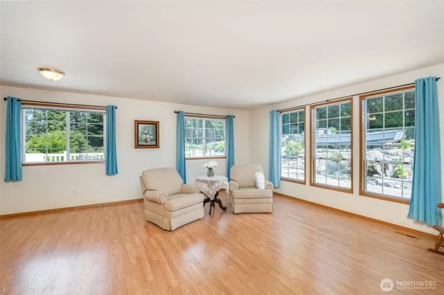 Property photo for 5544 Clover Valley Road Se, Port Orchard photo 3