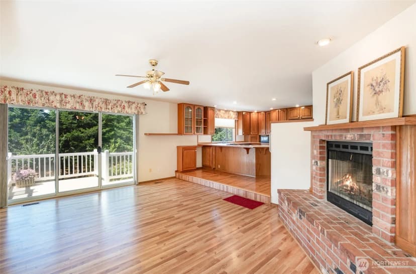 Property photo for 5544 Clover Valley Road Se, Port Orchard photo 4