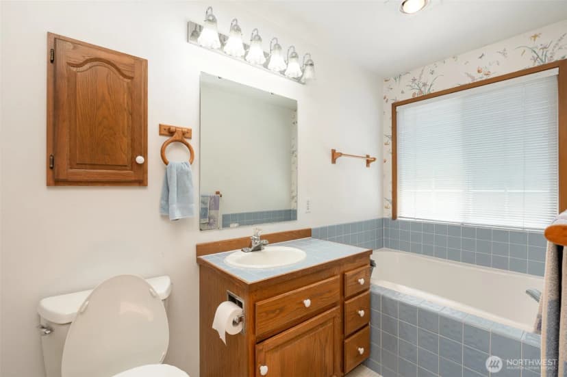Property photo for 5544 Clover Valley Road Se, Port Orchard photo 9
