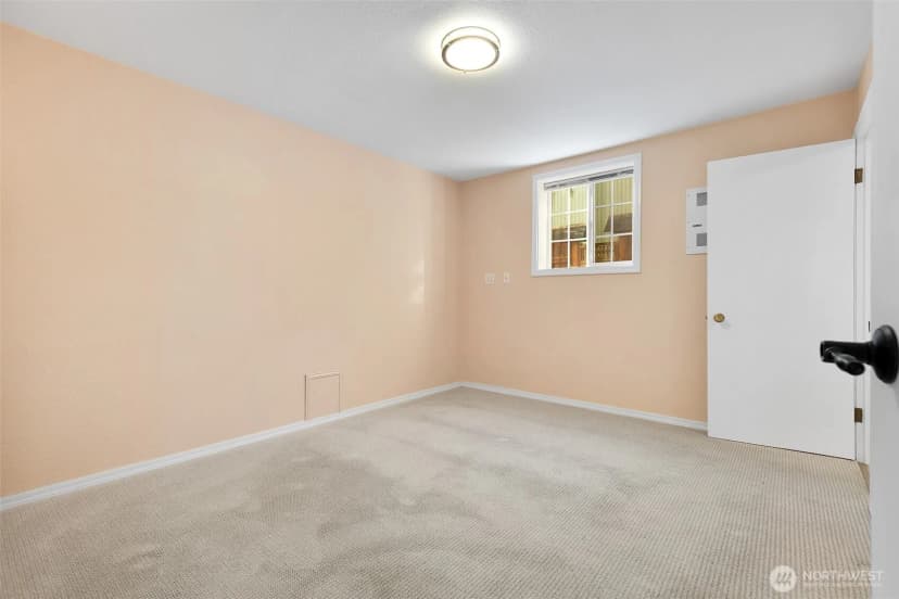 Property photo for 1550 N Narrows Drive, Tacoma photo 29