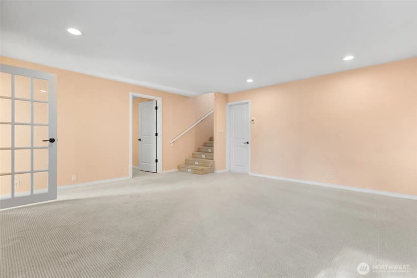 Property photo for 1550 N Narrows Drive, Tacoma photo 28