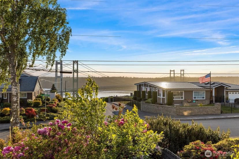 Property photo for 1550 N Narrows Drive, Tacoma photo 40